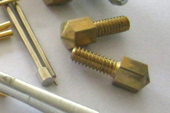 微型五金表面機(jī)械拋光